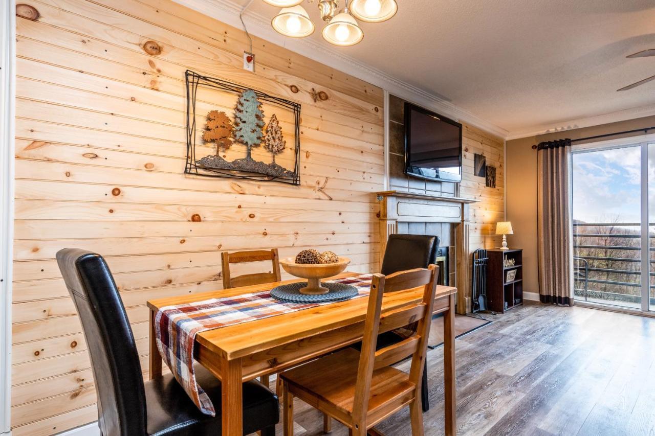 Sky High Views!!-Peak Mountaintop-Outdoor Pool-Close To Downtown-Private Balcony-Wifi-Cable Гатлінбург Екстер'єр фото